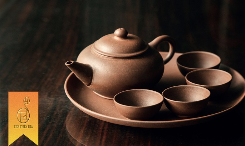 Để trà có được vị thanh khiết và ngon nhất thì ấm pha trà cũng cần được chọn cẩn thận